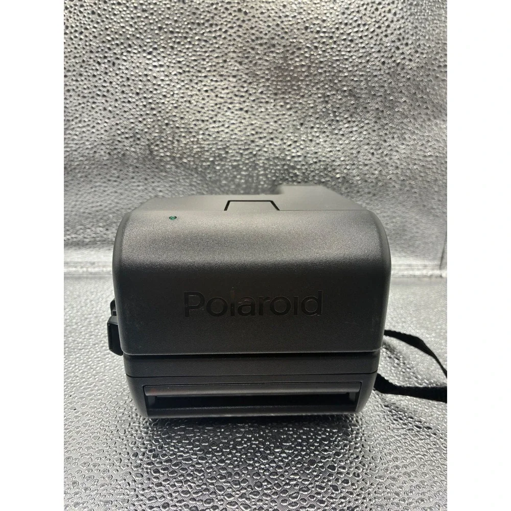 Polaroid OneStep 600 Instant Film Camera Black Vintage Retro Built-in Flash